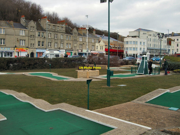 Photo 6"x4" Miniature Golf at Hastings Hastings\/TQ8110 c2010