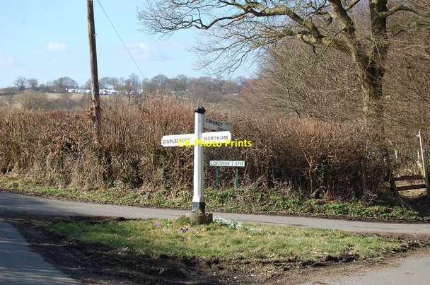 Photo 6"x4" Signpost on Sempstead Lane Ewhurst Green\/TQ7924 c2010