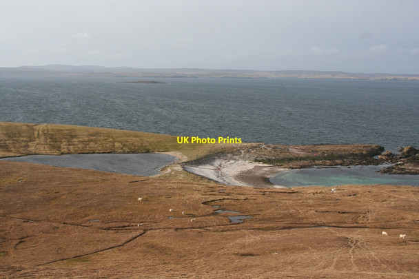 Photo 6"x4" The Beach at the Score Minni showing the Lochan at the back of the Beach Gunnista c2010
