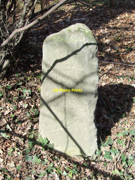 Photo 6"x4" Old Milestone Ampton c2010