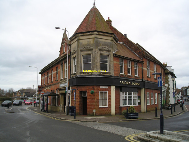 Photo 6"x4" The Carousel Lounge Pub, Hythe Hythe\/TR1634 c2010