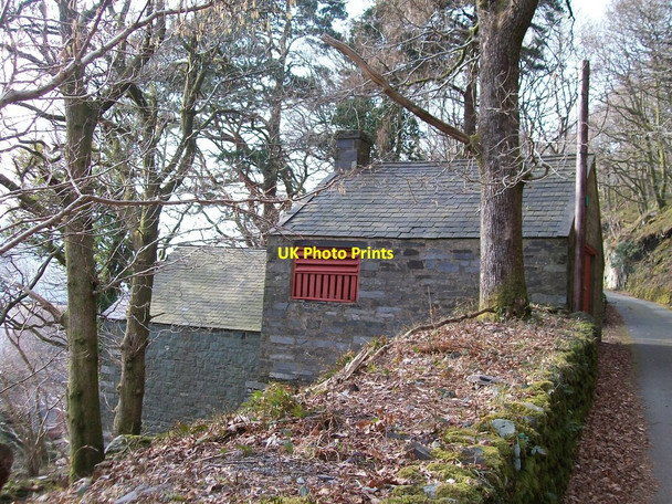 Photo 6"x4" Cwt Ambiwlans Chwaral - Quarry Ambulance Station Llanberis c2010