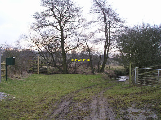 Photo 6"x4" Crossing the River Manifold Brund c2010