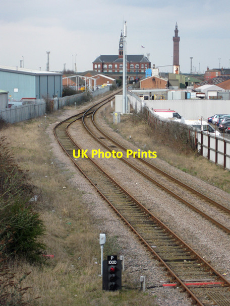 Photo 6"x4" The Line to Grimsby Docks Grimsby c2010