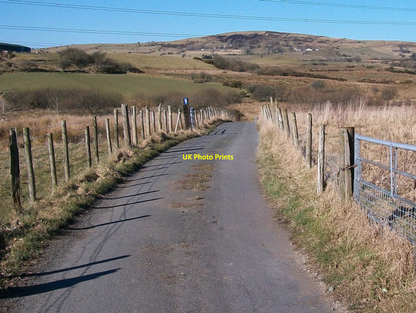 Photo 6"x4" The Bryncir end of the Llecheiddior-uchaf farm road Bryncir c2008