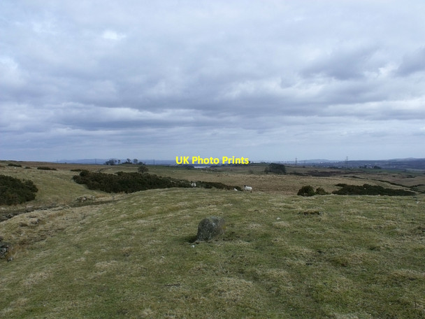 Photo 6"x4" Upright stone on a ridge Banton\/NS7579 c2010