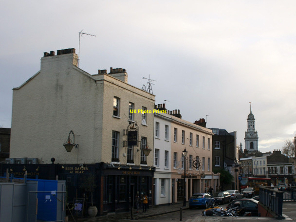 Photo 6"x4" The Gipsy Moth Greenwich\/TQ3977 c2009
