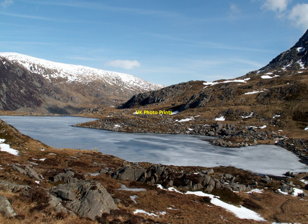 Photo 6"x4" Llyn Bochlwyd from Cwm Bochlwyd Llyn Bochlwyd c2010