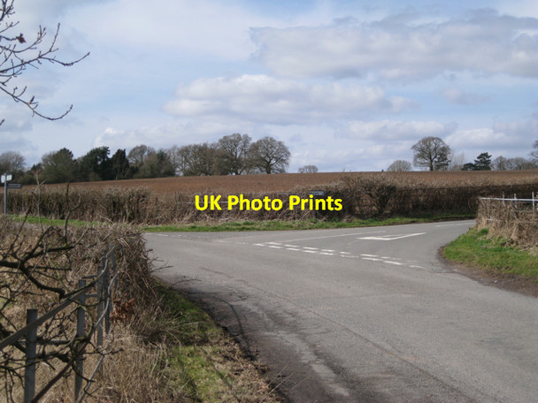 Photo 6"x4" The lane past Hill Farm meets Rouncil Lane Beausale c2010