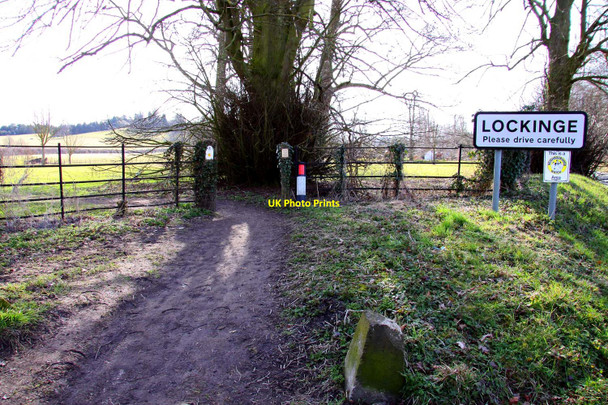 Photo 6"x4" Footpath at Lockinge Wantage c2010