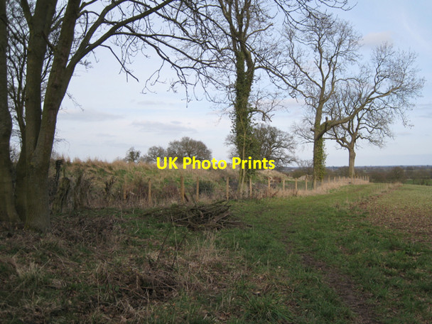 Photo 6"x4" Iron Age earthwork, Beausale Beausale c2010