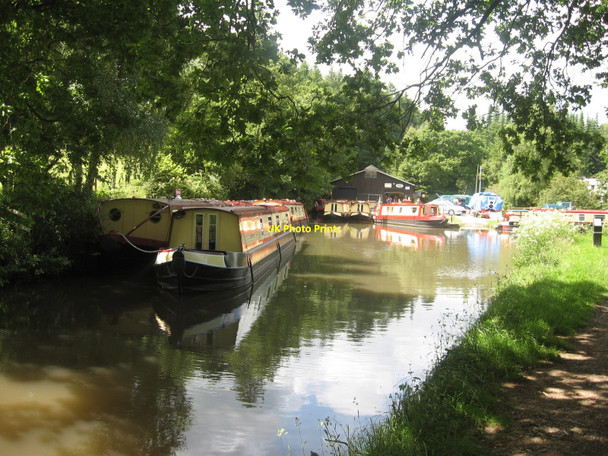 Photo 6"x4" Goytre Wharf Reflections Pencroesoped c2009