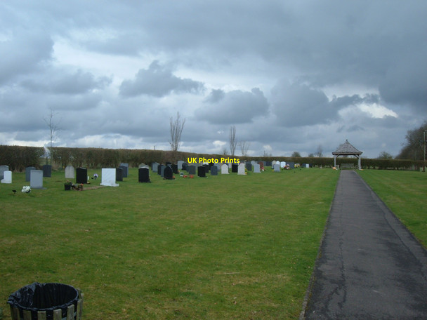 Photo 6"x4" Furze Lane Burial Ground, Winslow Tinkers End c2010