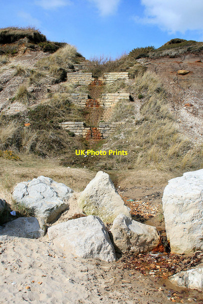 Photo 6"x4" Cliff protection Christchurch\/SZ1592 c2010
