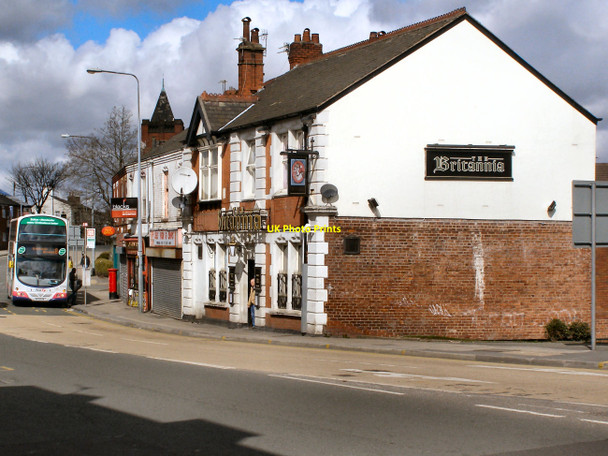 Photo 6"x4" The Britannia Swinton\/SD7701 c2010