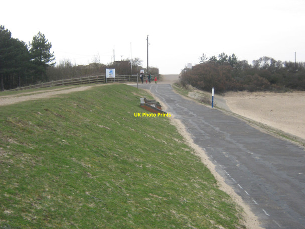 Photo 6"x4" Road to lookout station Wells-Next-The-Sea Wells-Next-The-Sea c2010