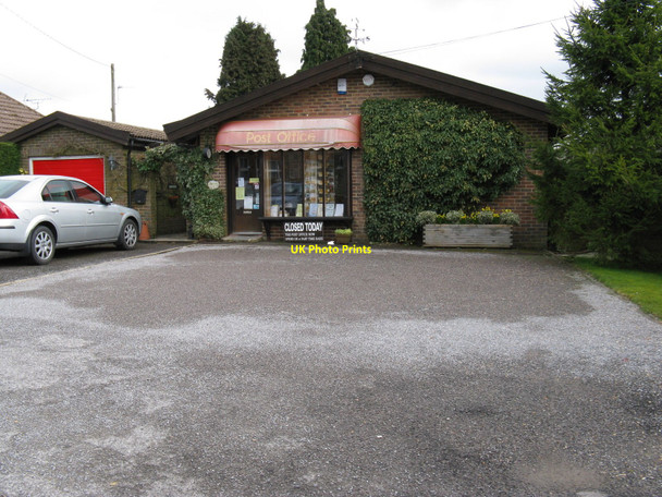 Photo 6"x4" Chelwood Gate Post Office in Beaconsfield Road Chelwood Gate c2010