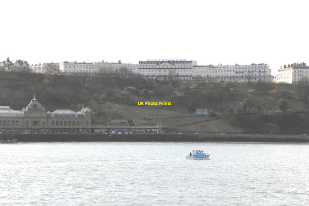 Photo 6"x4" The Royal Esplanade, Scarborough, seen from the sea Scarborough\/TA0388 c2010