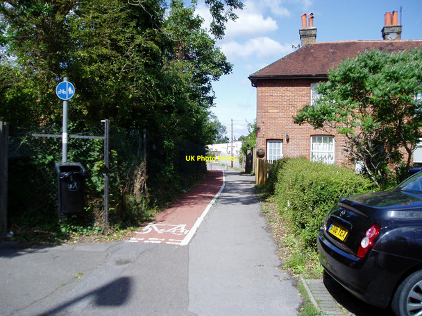 Photo 6"x4" Public Footpath 23BH Burgess Hill c2009