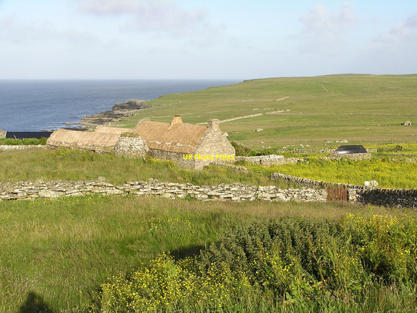 Photo 6"x4" Crofthouse Museum Boddam\/HU3915 c2006