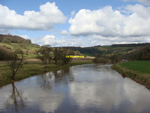 Photo 6"x4" River Wye looking upstream from Bigsweir Bridge Pen-y-fan\/SO5305 c2010