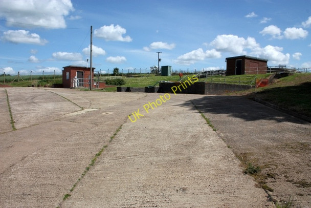 Photo 6"x4" Sewage works near Holly Green Holly Green\/SO8641 c2009