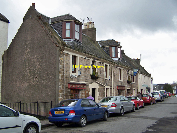 Photo 6"x4" The Tartan Arms, Main Street Bannockburn c2010