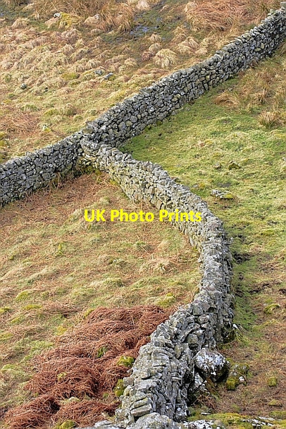 Photo 6"x4" Wall Junction Below Sewingshields Crags Queen's Crags c2010