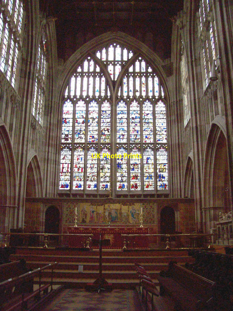 Photo 6"x4" Malvern Priory East Window and Altar Great Malvern c2010
