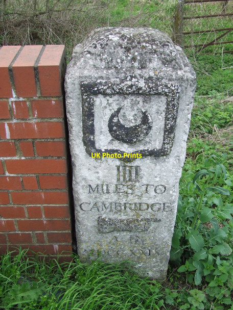 Photo 6"x4" Old Milepost Hauxton c2010