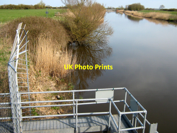 Photo 6"x4" Sluice control on the Huntspill River Huntspill c2010