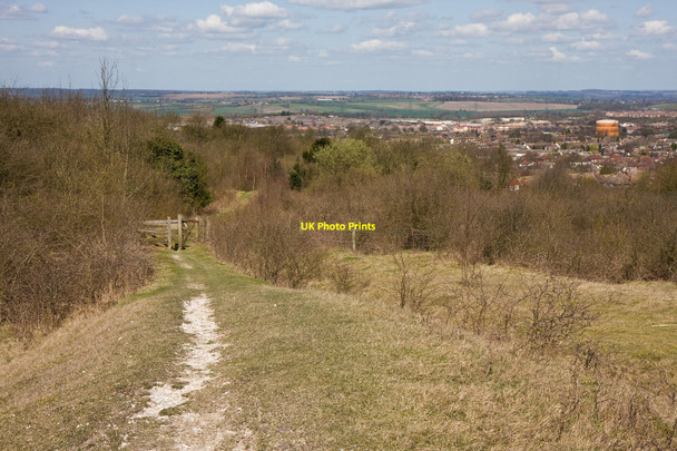 Photo 6"x4" Footpath, Dunstable Downs Dunstable c2010