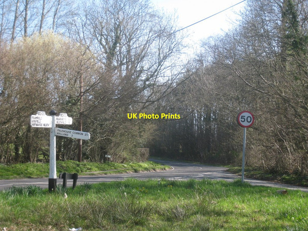 Photo 6"x4" Sign Post on Gatehouse Lane Framfield c2010