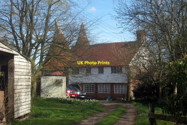 Photo 6"x4" Oast House at Meres Farm, Meres Lane, Five Ashes, East Sussex Poundford c2010