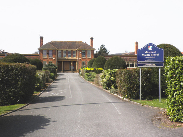 Photo 6"x4" Entrance driveway, Minehead Middle School Minehead c2010