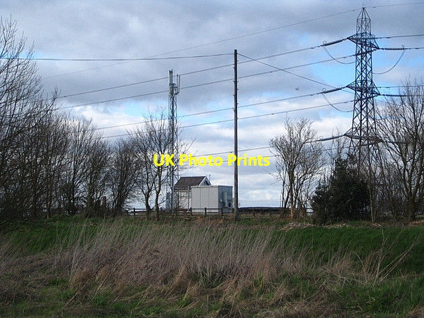 Photo 6"x4" Medge Hall halt Windsor\/SE7612 c2010