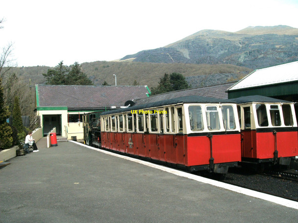 Photo 6"x4" Llanberis station Llanberis c2010