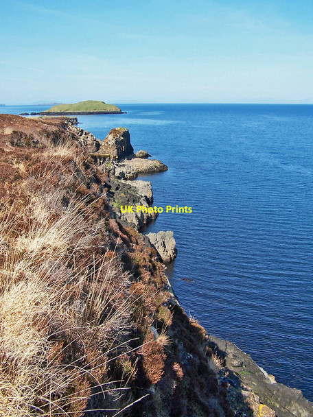 Photo 6"x4" Coastline close to Lyndale Point Kingsburgh \/ Cinnseaborg c2010