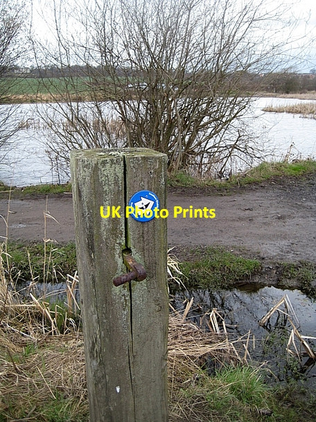 Photo 6"x4" Stanley Ferry Flash (6) Wakefield\/SE3320 c2010