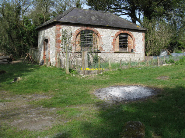 Photo 6"x4" Building at  Manor Farm Duncton Duncton c2010