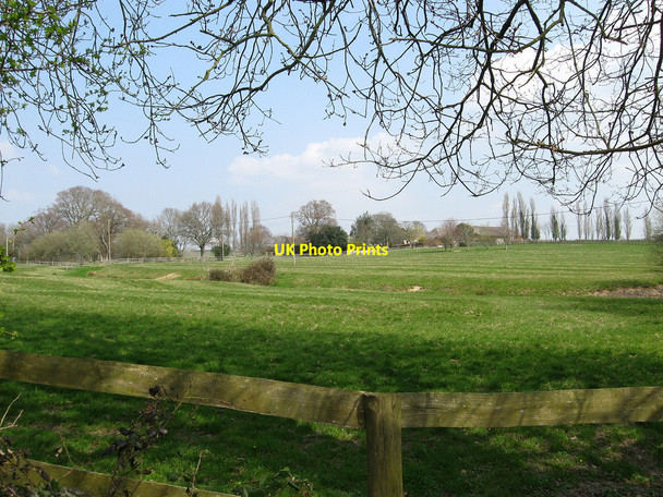 Photo 6"x4" Barn Meadow Hailsham c2010 P1