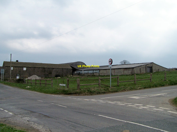 Photo 6"x4" Three barns, Cranberry Farm, Sheephouse Heights Stocksbridge c2010