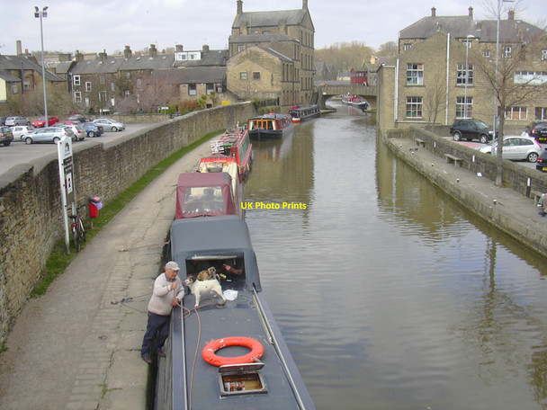 Photo 6"x4" Leeds Liverpool Canal Skipton c2010