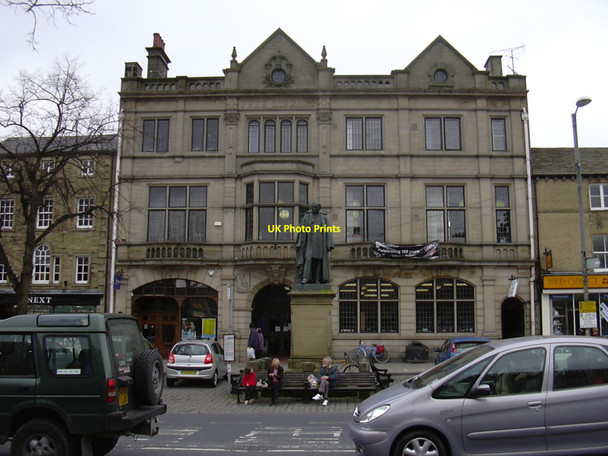 Photo 6"x4" Free Library, Skipton Skipton c2010