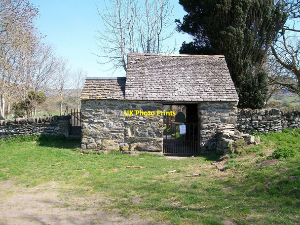 Photo 6"x4" The lych gate of Eglwys Ynyscynhaearn Criccieth c2010