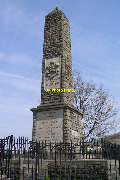 Photo 6"x4" Memorial to 5th Battalion Welsh Regiment Pontypridd\/ST0789 c2010