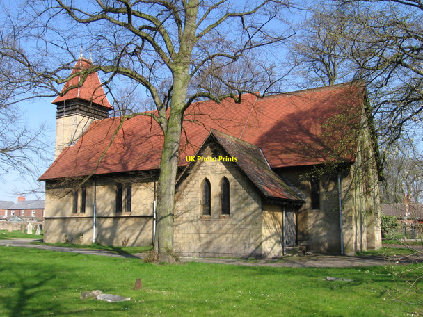 Photo 6"x4" Whaley Thorns - St Lukes Church Whaley Thorns c2010
