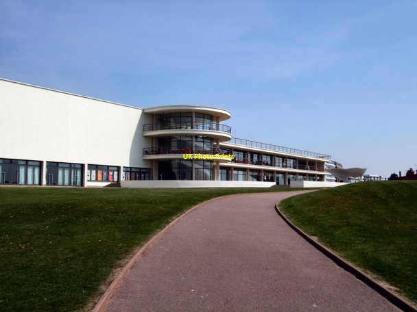 Photo 6"x4" De La Warr Pavilion Bexhill c2010