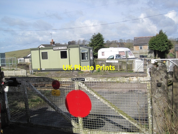 Photo 6"x4" Manned Level Crossing at Denton Village Upper Denton c2010