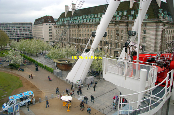 Photo 6"x4" London Eye Structure and Old County Hall Building Westminster c2010